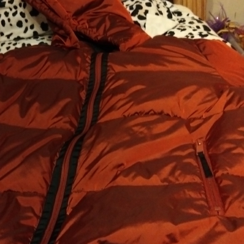 I am selling a puffer coat